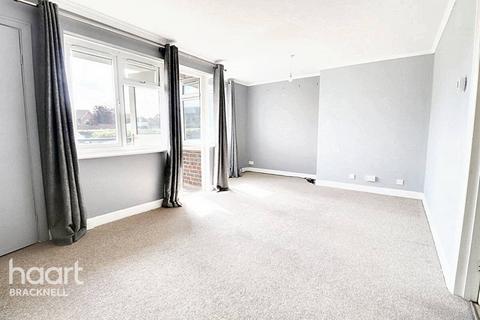 Studio for sale, Moordale Avenue, Bracknell