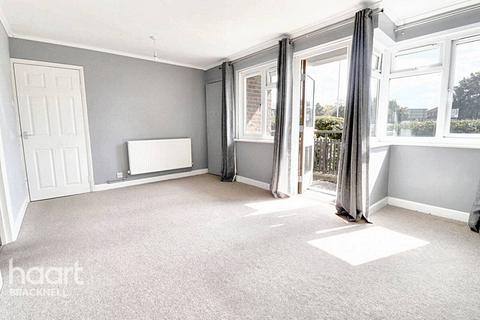 Studio for sale, Moordale Avenue, Bracknell