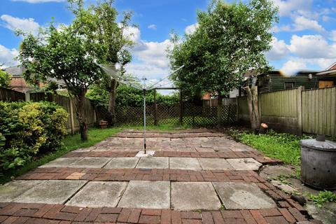 3 bedroom semi-detached house for sale, Burns Road, Sutton Manor, WA9