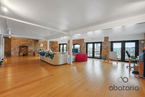 3 bedroom apartment for sale, 104-106 Wapping High Street, London, E1W