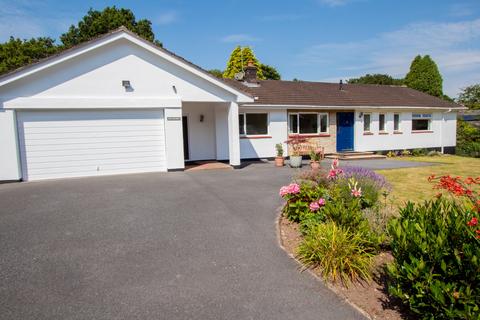2 Pinefields Close, West Hill, Ottery St Mary, EX11 1XL