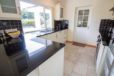 2 Pinefields Close, West Hill, Ottery St Mary, EX11 1XL