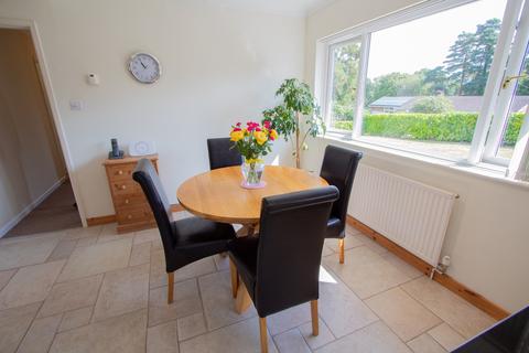 2 Pinefields Close, West Hill, Ottery St Mary, EX11 1XL