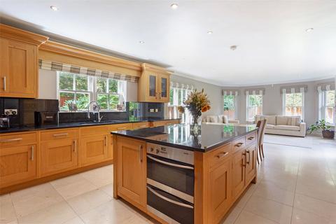 5 bedroom detached house for sale, Queens Acre, Windsor, Berkshire, SL4