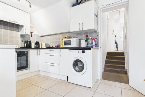 undefined, Lynton Street, Brighton, BN2