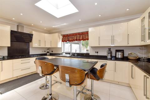 48 Clayhall Avenue, Ilford, IG5 0LG