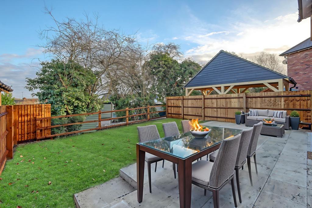 Plot 5 rear garden