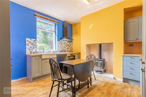 14 Lingards Road, Slaithwaite, Huddersfield, HD7 5HY