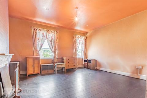 14 Lingards Road, Slaithwaite, Huddersfield, HD7 5HY