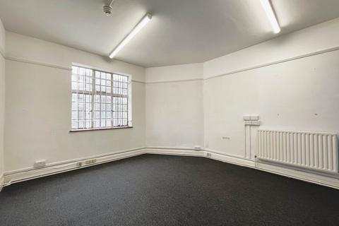 Office to rent, Brighton Road, Sutton