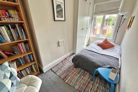 7 Sutherland Street, Ashton-under-lyne, OL6 6RR