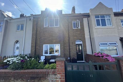 4 bedroom terraced house for sale, Collywell Bay Road, Seaton Sluice, Whitley Bay, Northumberland, NE26 4QZ