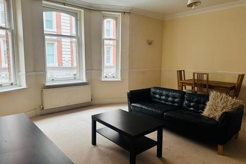 2 bedroom property for sale, Eastcastle Street