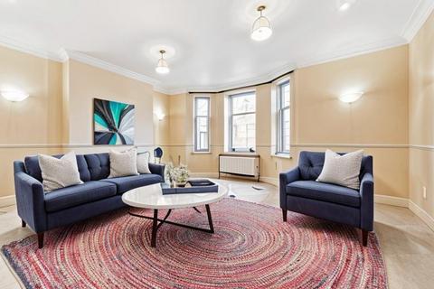undefined, Eastcastle Street, London W1T