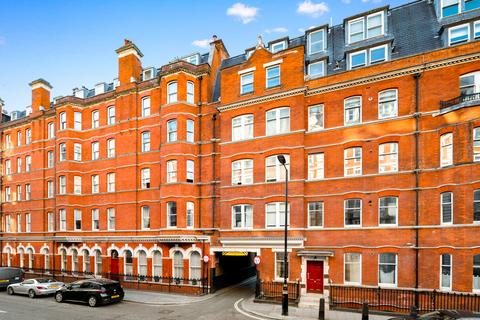 undefined, Eastcastle Street, London W1T