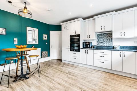 55 Avenue Road, Queniborough, Leicester, LE7 3FB