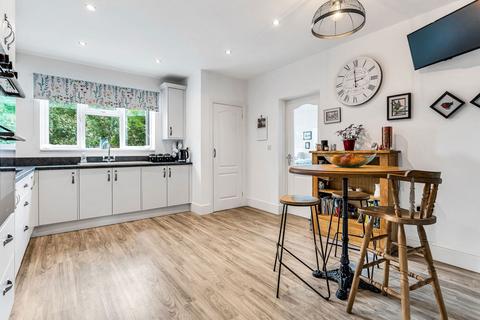 55 Avenue Road, Queniborough, Leicester, LE7 3FB