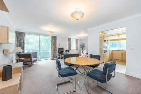 2 bedroom apartment to rent, Regent Court, St John's Wood,   NW8