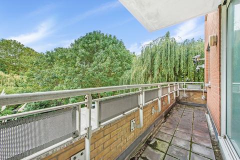 2 bedroom apartment to rent, Regent Court, St John's Wood,   NW8