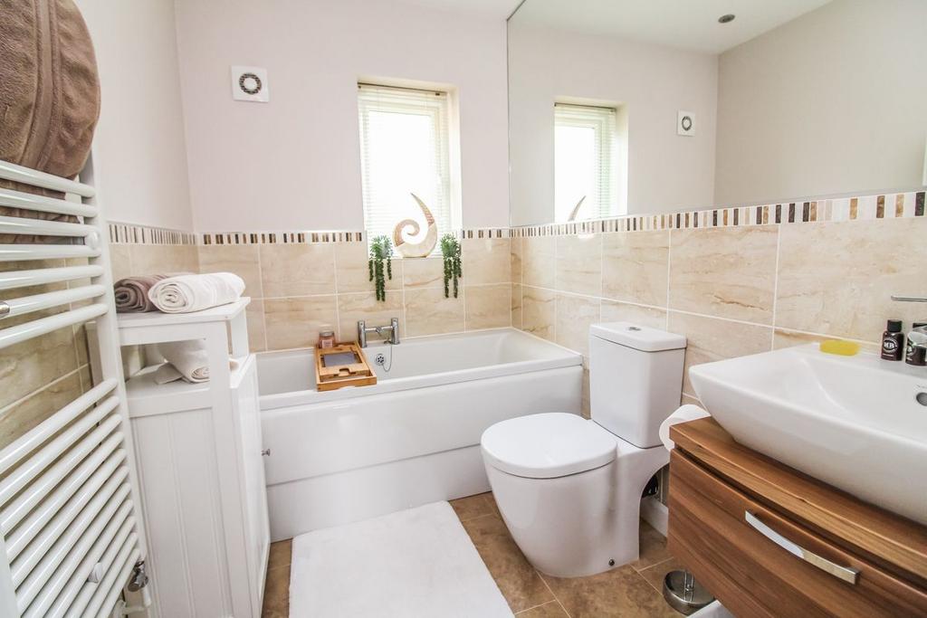 Family Bathroom.
