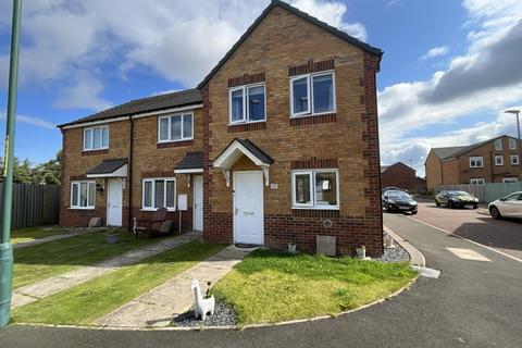 3 bedroom end of terrace house for sale, Douglass Close, Hebburn, Tyne and Wear, NE31