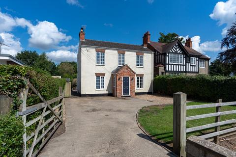 3 bedroom detached house for sale, London Road, Boston