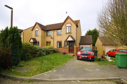 3 bedroom semi-detached house to rent, Lamberhurst Grove, Kents Hill, Milton Keynes, MK7