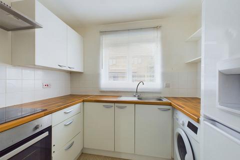 1 bedroom ground floor flat for sale, St. Johns Crescent, Horsham RH12