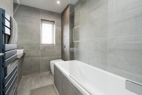 30 Carnoustie, Bolton, BL3 4TF