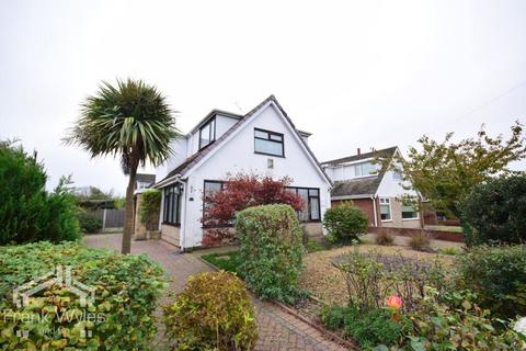 4 bedroom bungalow for sale, Harrogate Road, Lytham St. Annes, Lancashire, FY8 3QQ