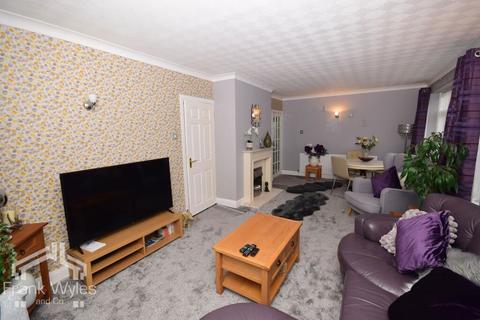 4 bedroom bungalow for sale, Harrogate Road, Lytham St. Annes, Lancashire, FY8 3QQ