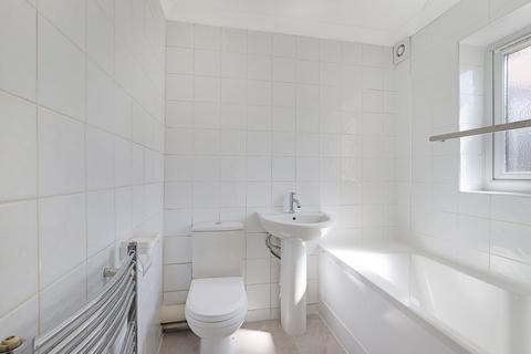 2 bedroom flat for sale, Cascade Road, Buckhurst Hill, IG9