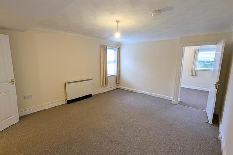 1 bedroom flat to rent, Sixfield Close, Hartsholme, Lincoln, LN6