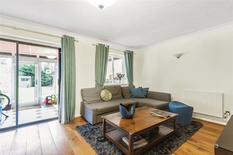 11 Pepys Close, Uxbridge, UB10 8NX