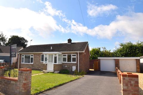 2 bedroom bungalow for sale, Paddock Close, Chalgrove