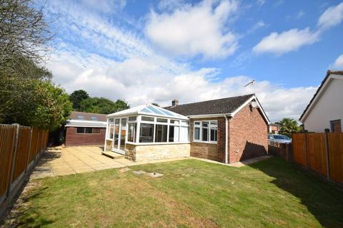 2 bedroom bungalow for sale, Paddock Close, Chalgrove