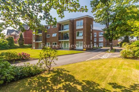 2 bedroom flat for sale, Moorlands, Preston PR1