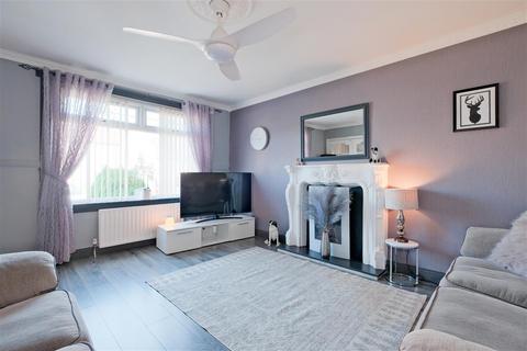 28 Glen Avenue, Larkhall, ML9 1JL
