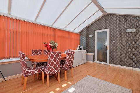 28 Glen Avenue, Larkhall, ML9 1JL