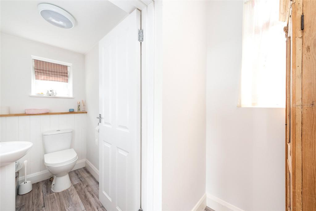 Main Bathroom