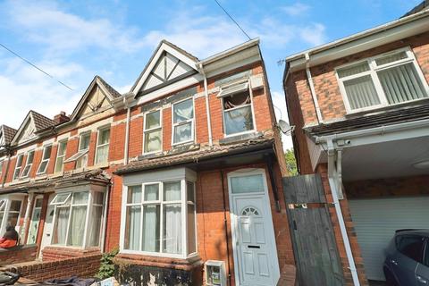 4 bedroom terraced house for sale, Allen Road, Wolverhampton WV6