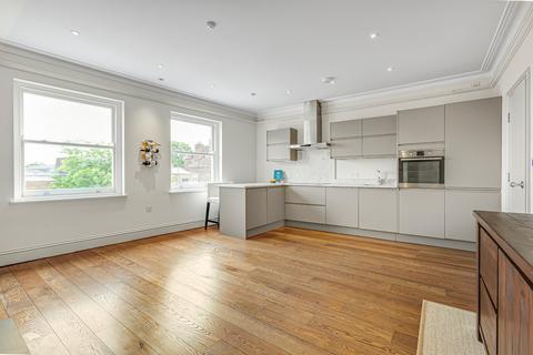 1 bedroom apartment for sale, Petersham Road, Richmond, Surrey, TW10