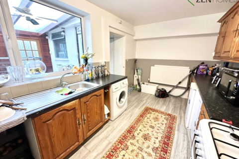 3 bedroom end of terrace house to rent, Enfield EN1