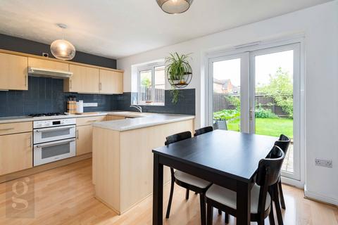 4 bedroom semi-detached house for sale, Windsor Road, Lower Bullingham, Hereford