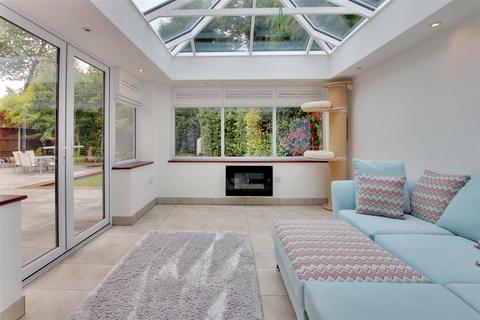 26 Pincroft Wood, Longfield, DA3 7HB