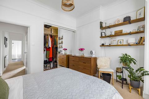 2 Stanger Road, London, SE25 5JU