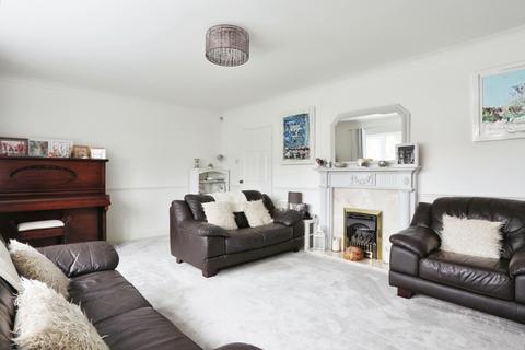 4 bedroom link detached house for sale, Arras Drive, Cottingham, East Riding Of Yorkshire, HU16 5LE