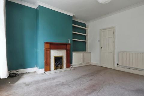 2 bedroom terraced house for sale, Inglemire Avenue, Hull, HU6 7TE