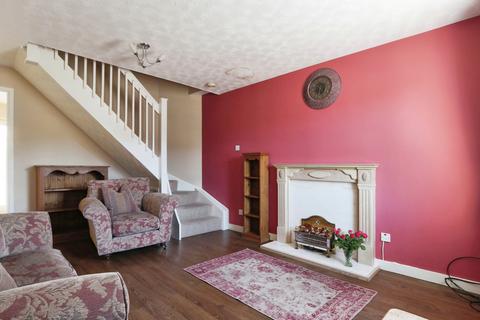 2 bedroom terraced house for sale, Ellerbeck Court, Hull, HU8 9XJ