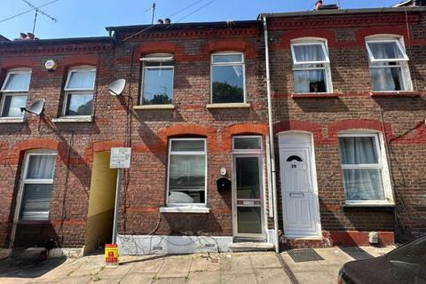 3 bedroom terraced house for sale, Hartley Road, Luton LU2